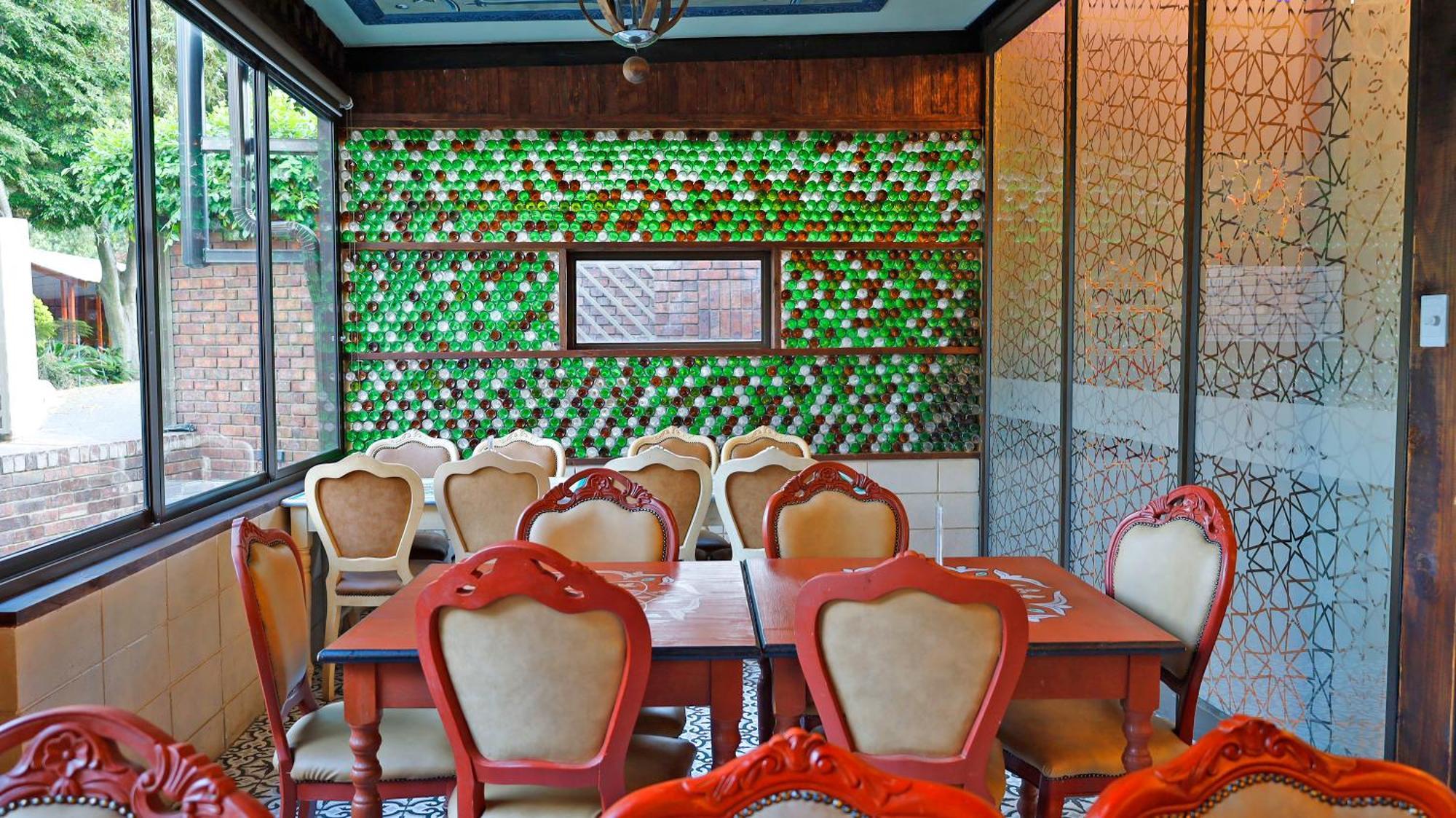 Qurtuba Hotel And Spa Sandown Экстерьер фото