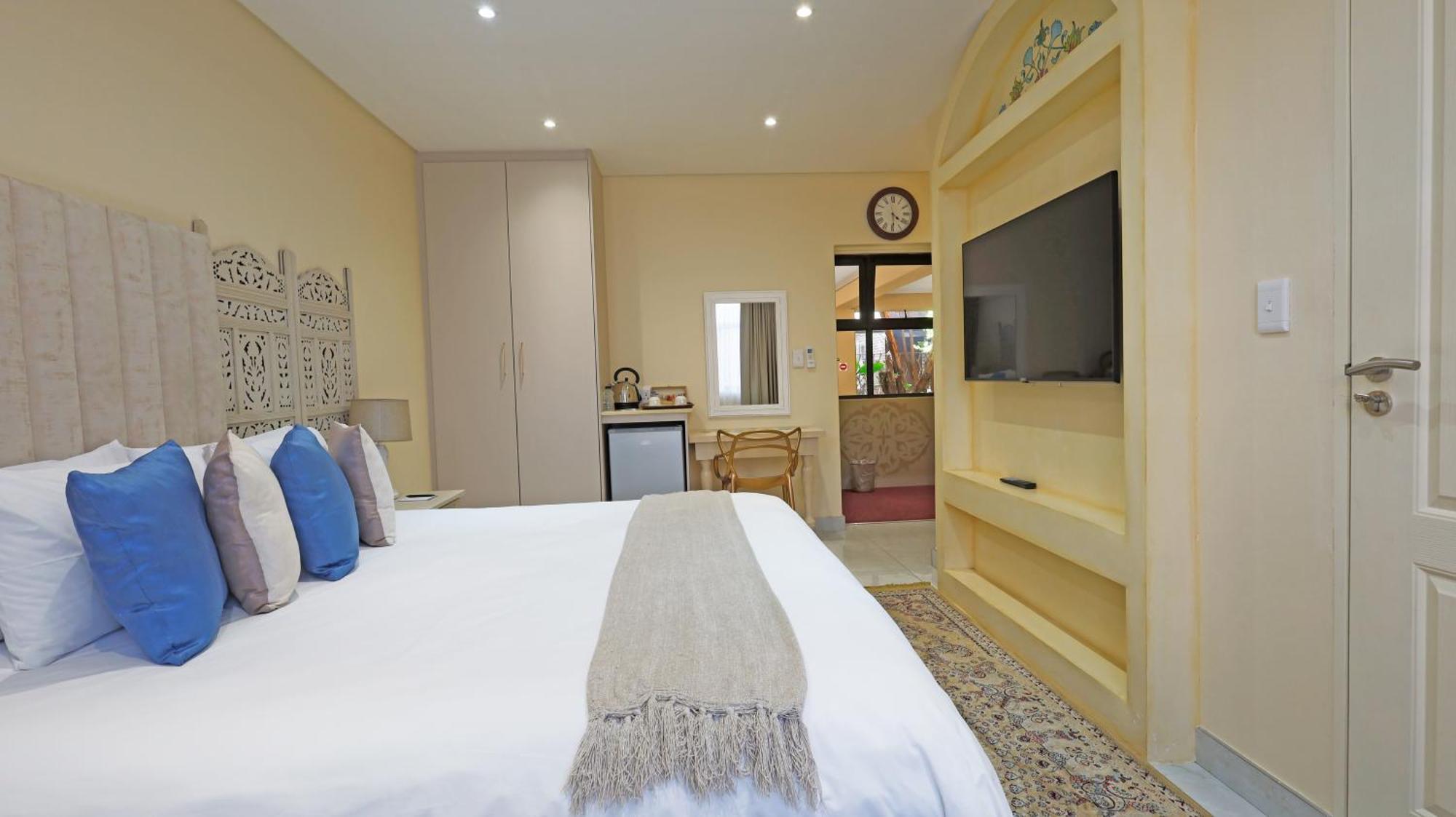 Qurtuba Hotel And Spa Sandown Экстерьер фото